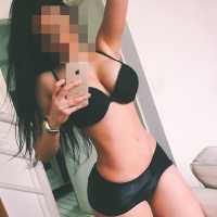 Enfes Güzellikte Mezitli Escort Bayan