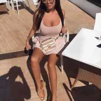 Her şeyi Deneyimlemekten Korkmayan Mersin Escort Bayan